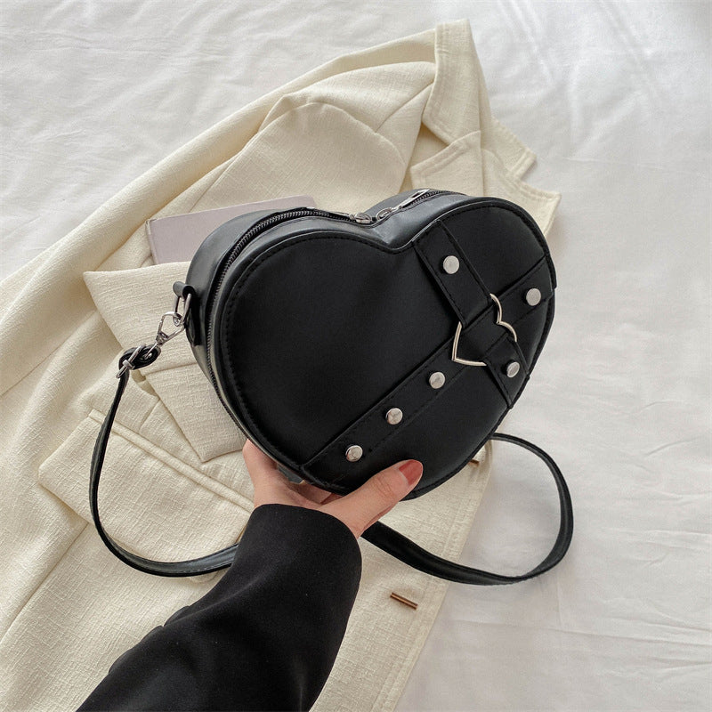 Rebel Hart Cross-Body Tas