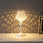 RadiantCrystal - Kristallen LED Tafellamp met Drie Dimbare Verlichtingsopties