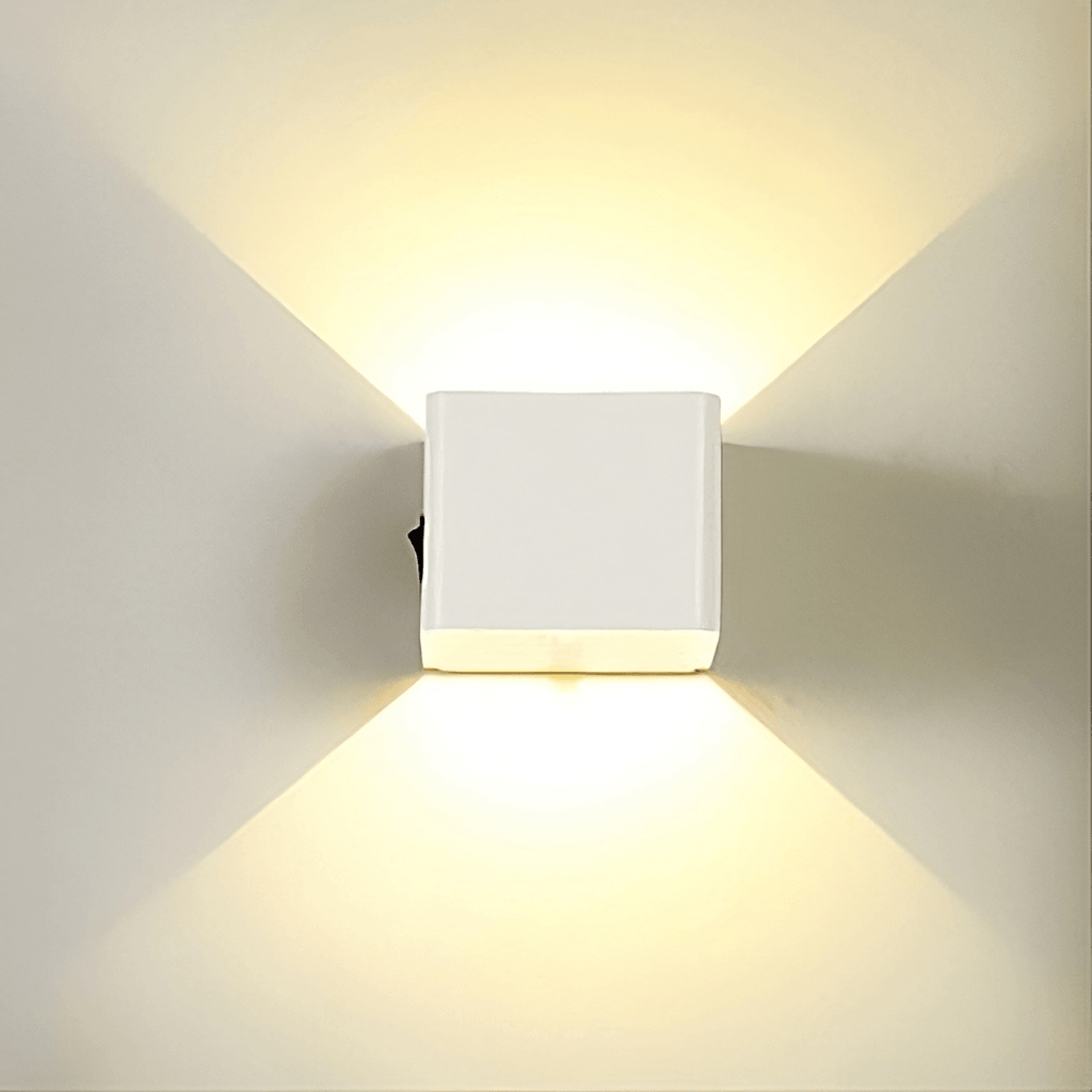 LumiSensor - Luxe Waterdichte Wandlamp & Oplaadbaar