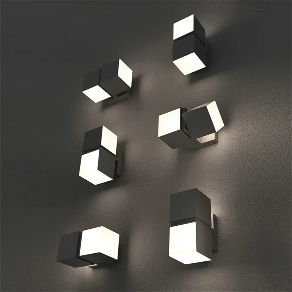 BrightEdge - Stijlvolle LED Wandlamp voor Buitenruimte