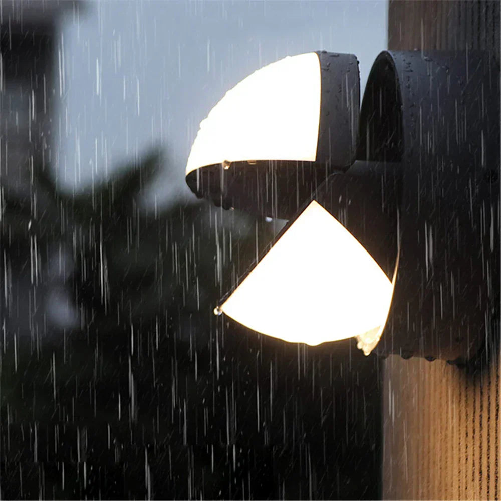 BrightEdge - Stijlvolle LED Wandlamp voor Buitenruimte