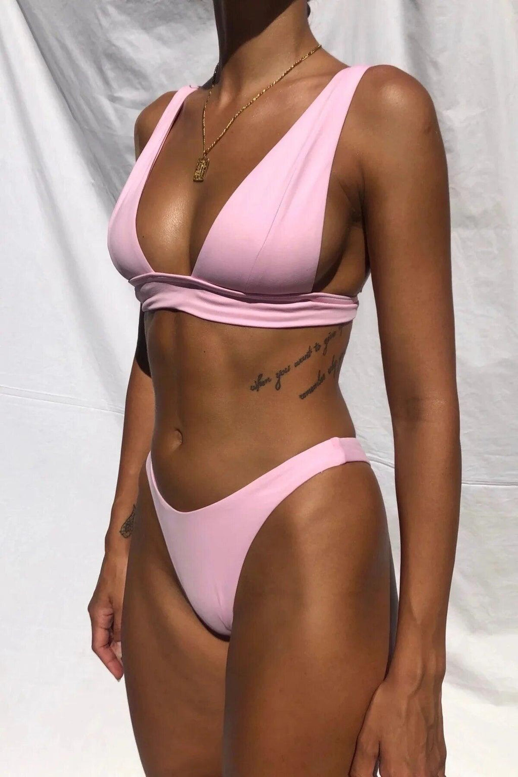 Push-Up Bikini voor Vrouwen met Ondersteuning en Modern Design 3