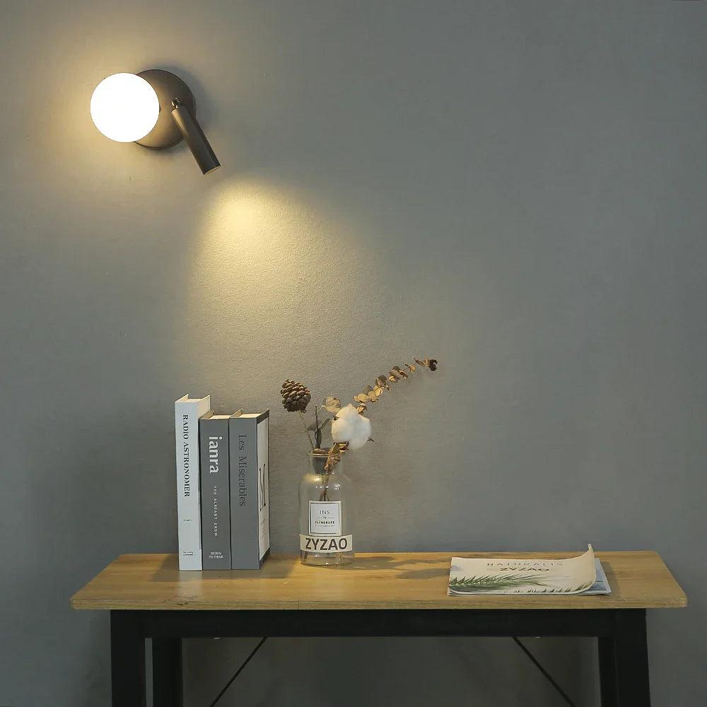 NordicRadiance LED Wandlamp - Scandinavisch Design met Roteerbare Kop voor Slaapkamer of Woonkamer