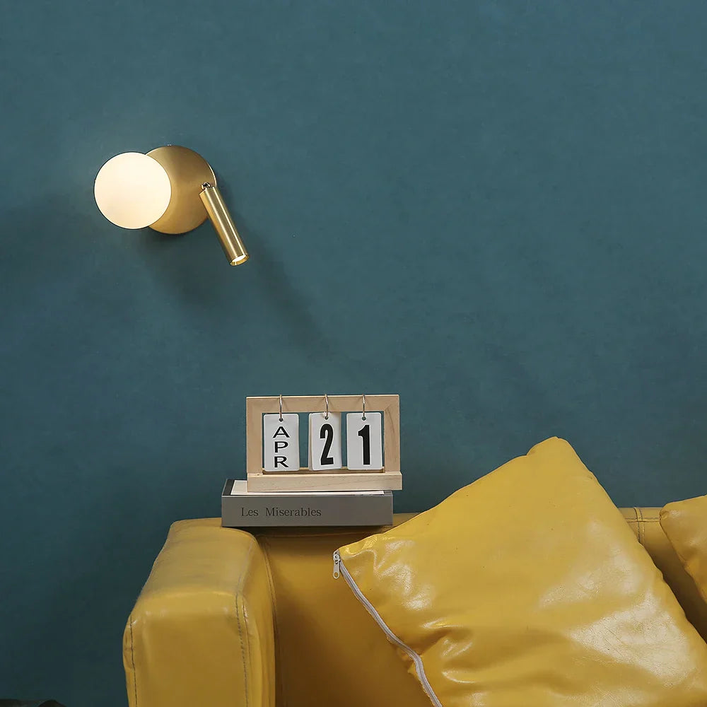 NordicRadiance LED Wandlamp - Scandinavisch Design met Roteerbare Kop voor Slaapkamer of Woonkamer