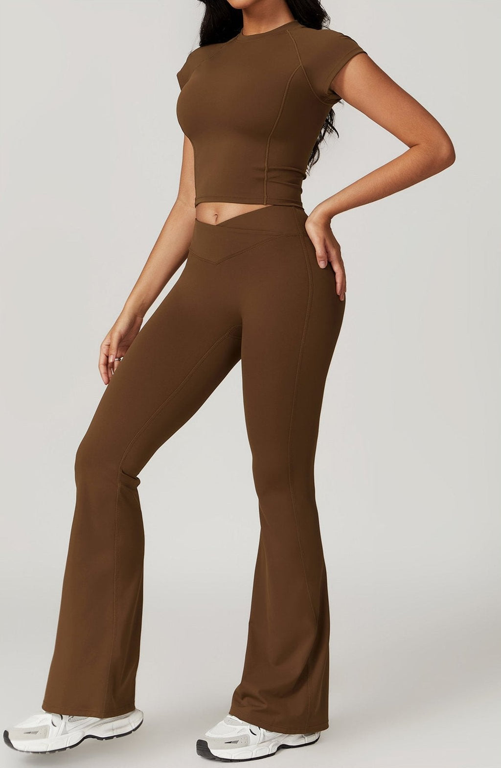 Twee-delige Crop Top en Flare Pant Leggings Set