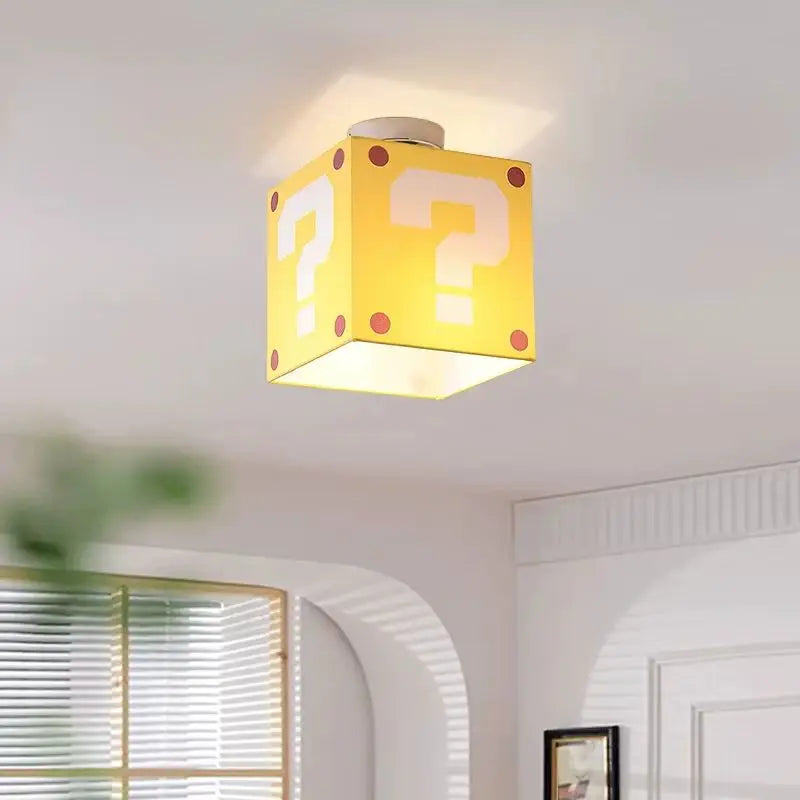 Gele Mario Vraagteken Plafondlamp voor Kinderkamer – Creatieve Plafonnière met Drie Kleurtemperaturen en E27 Fitting-1