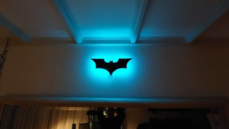 Batman LED Wandlamp met Draadloze Afstandsbediening en Kleurverandering