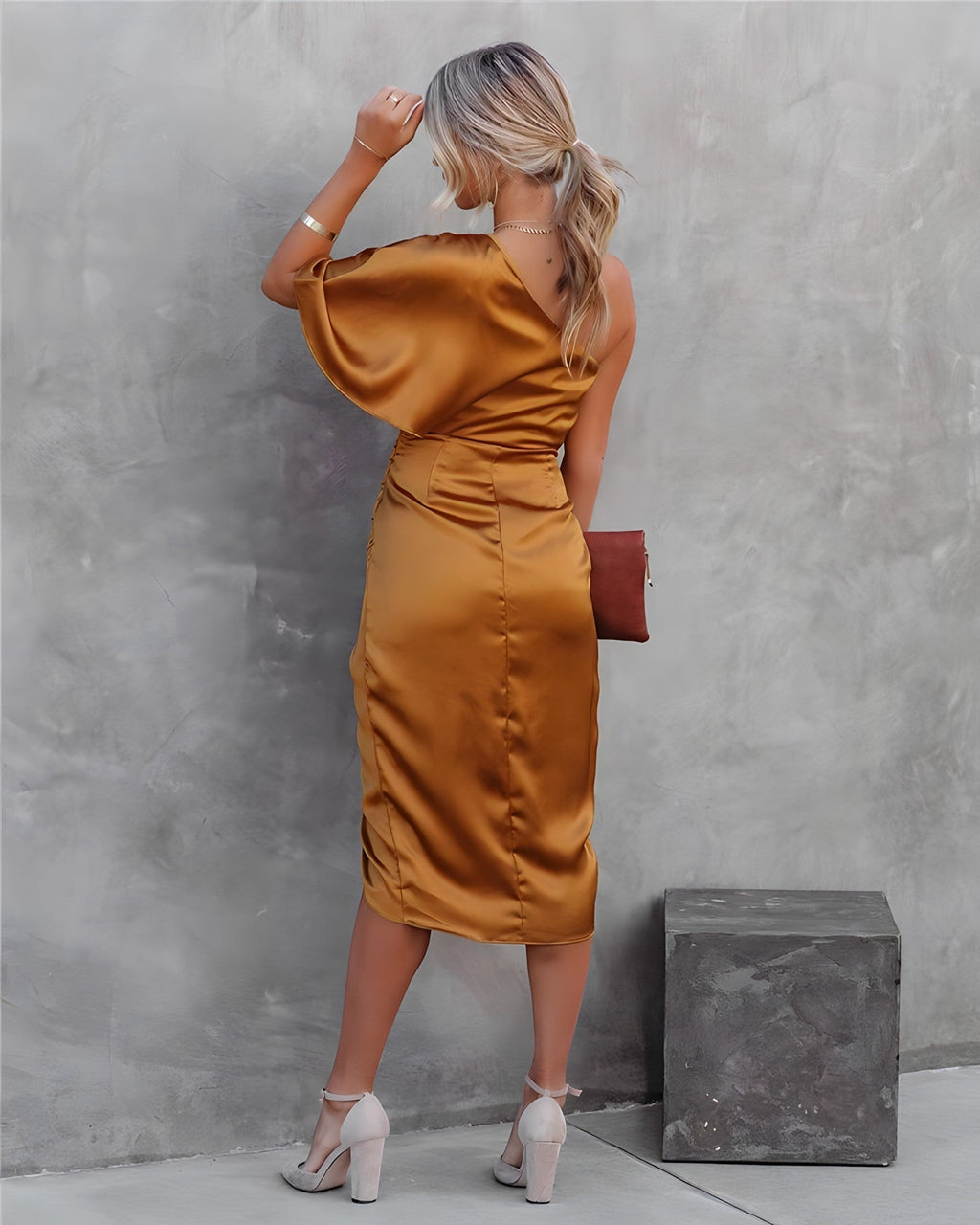 Alicia | Elegante zijden feestjurk