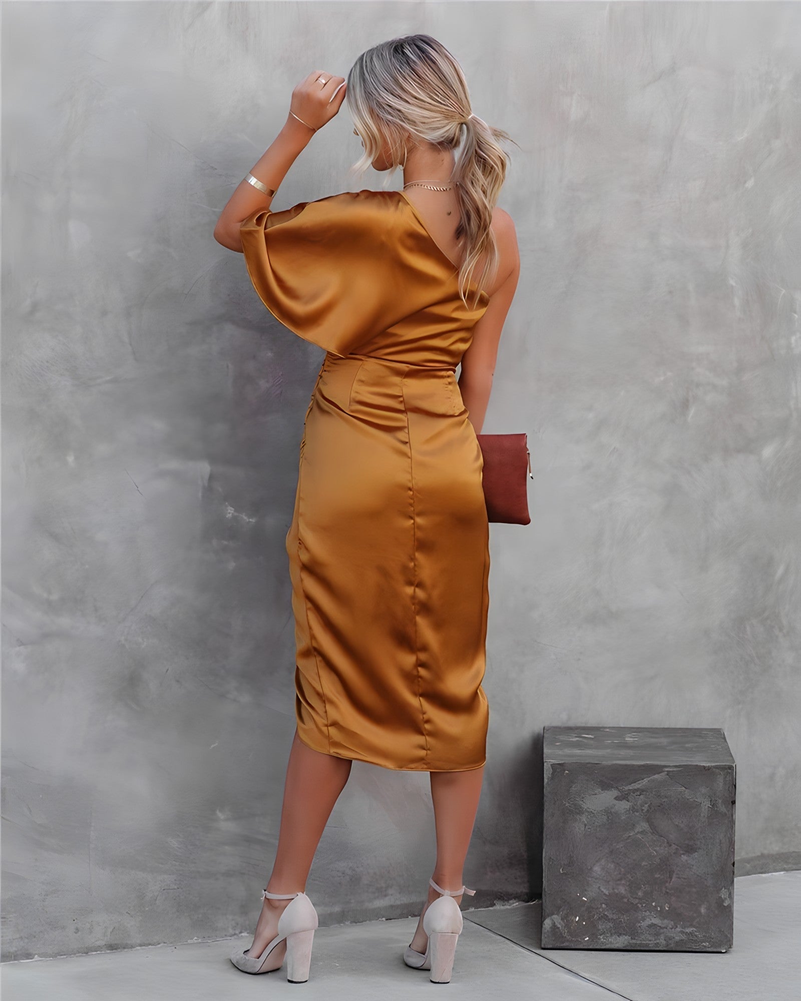 Alicia | Elegante zijden feestjurk
