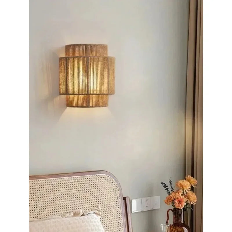 Vintage Handgeweven Hennep Touw Wandlamp LED voor Slaapkamer en Eetkamer - Muurlamp met Natuurlijke Bruine Afwerking-2
