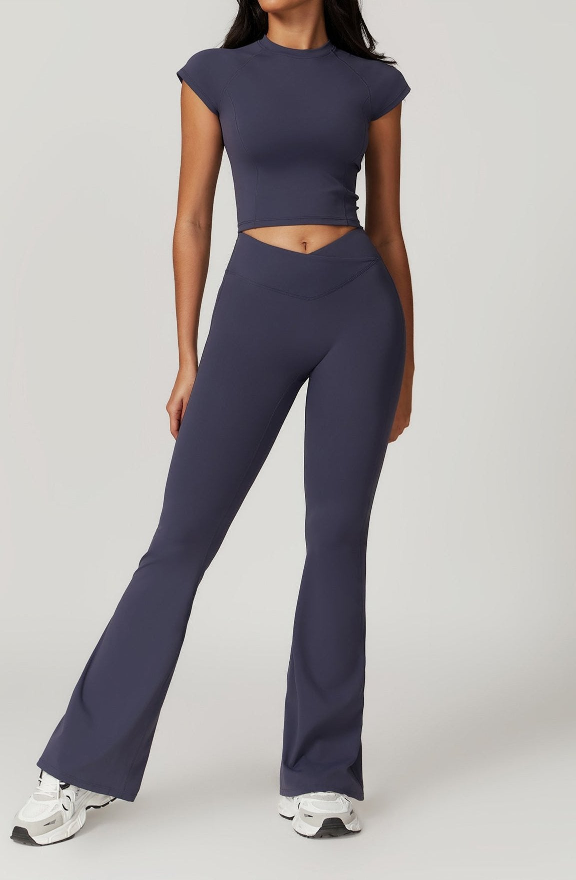 Twee-delige Crop Top en Flare Pant Leggings Set