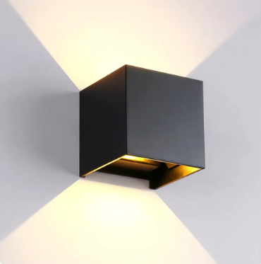 LumiSensor I Waterdichte Wandlamp met Verstelbare Stralingshoek – Zwart/wit