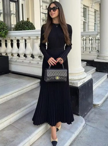 Alana gebreide maxi-jurk met veters – hoge taille, lange mouwen