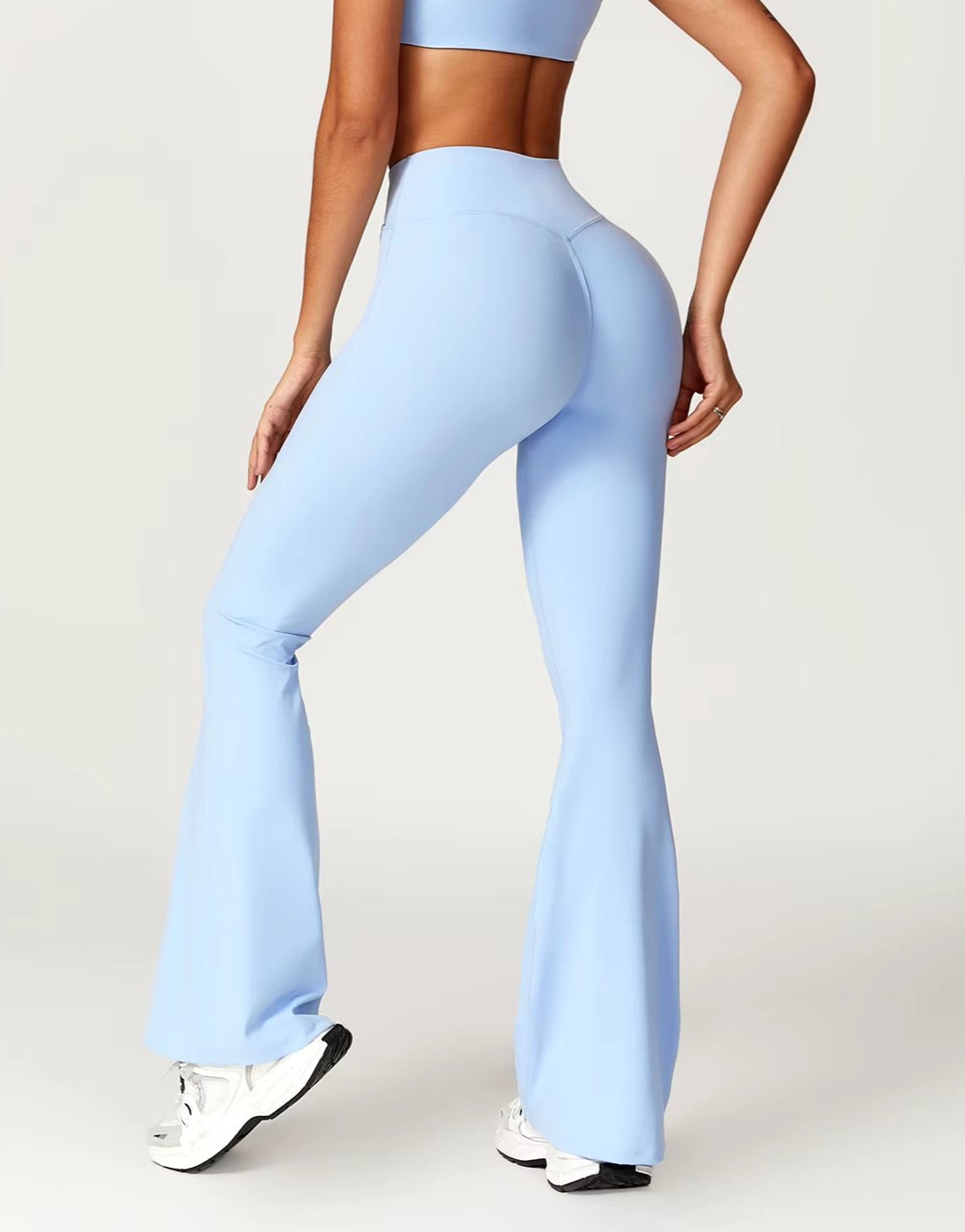 Twee-delige Crop Top en Flare Pant Leggings Set
