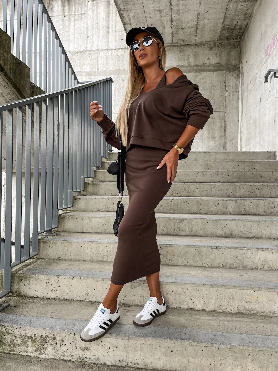 Sharon Set: Mouwloze jurk en hoodie 5