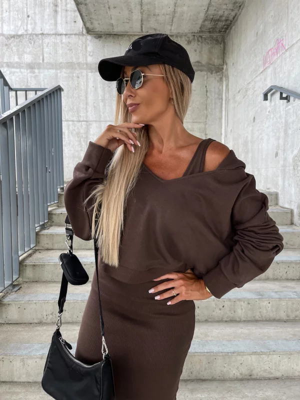 Sharon Set: Mouwloze jurk en hoodie 6
