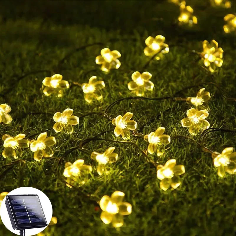 SunBlossom - Tuinbloem Verlicht door Zonne-energie