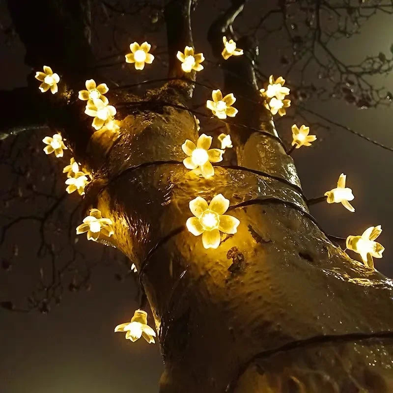 SunBlossom - Tuinbloem Verlicht door Zonne-energie