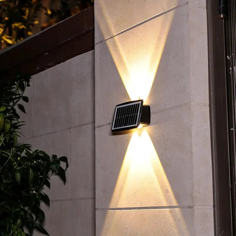 SolarEdge - Buitenwandlamp met Zonne-energie Technologie
