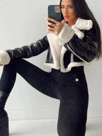 Stoere, met fleece gevoerde korte damesjas 1