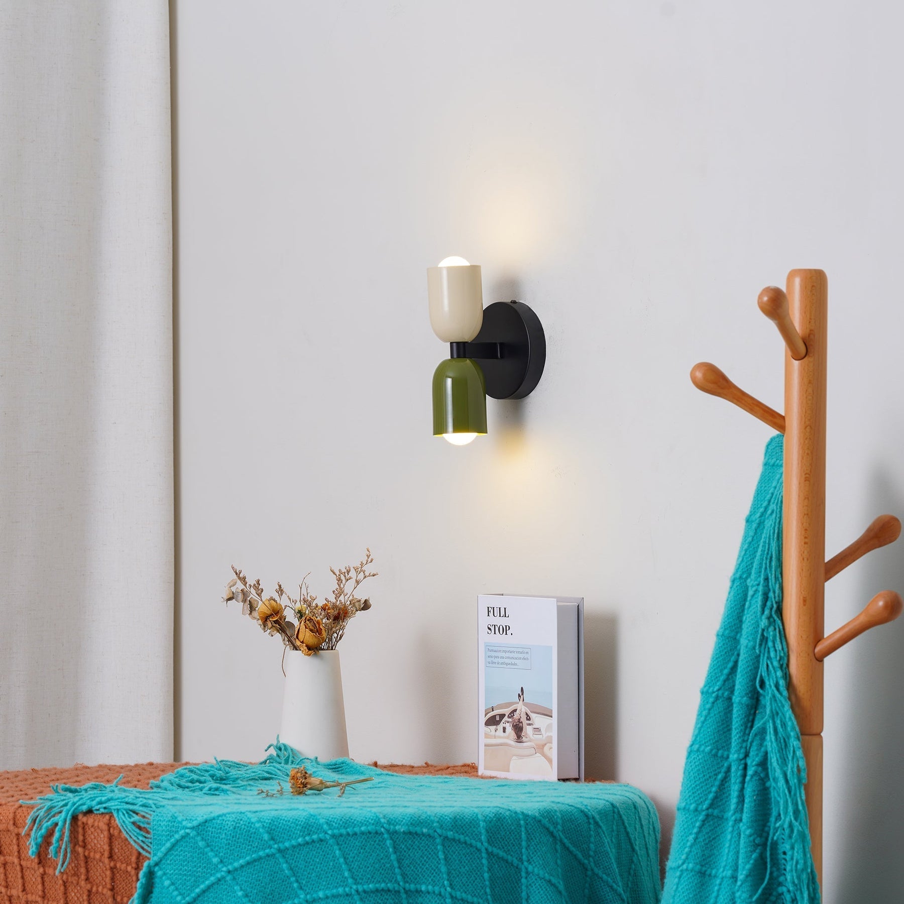 Moderne Korte Dubbele Hoofd Wandlamp voor Homestay met Verstelbare Koppen en Minimalistisch Design