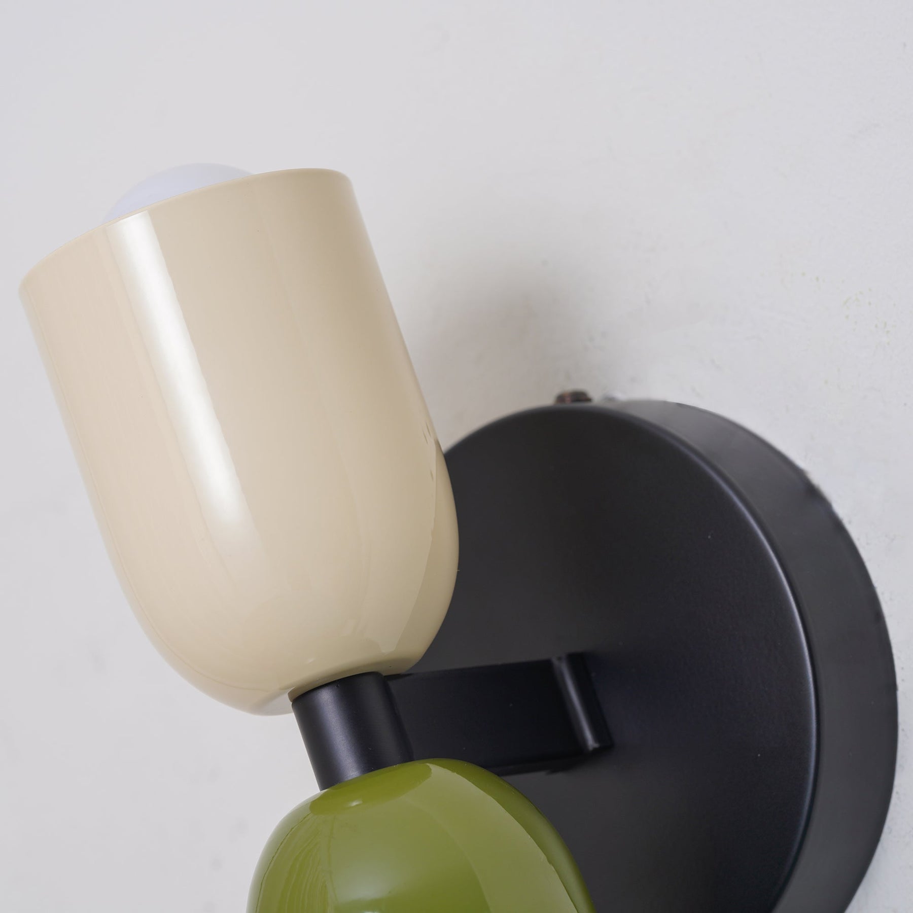 Moderne Korte Dubbele Hoofd Wandlamp voor Homestay met Verstelbare Koppen en Minimalistisch Design