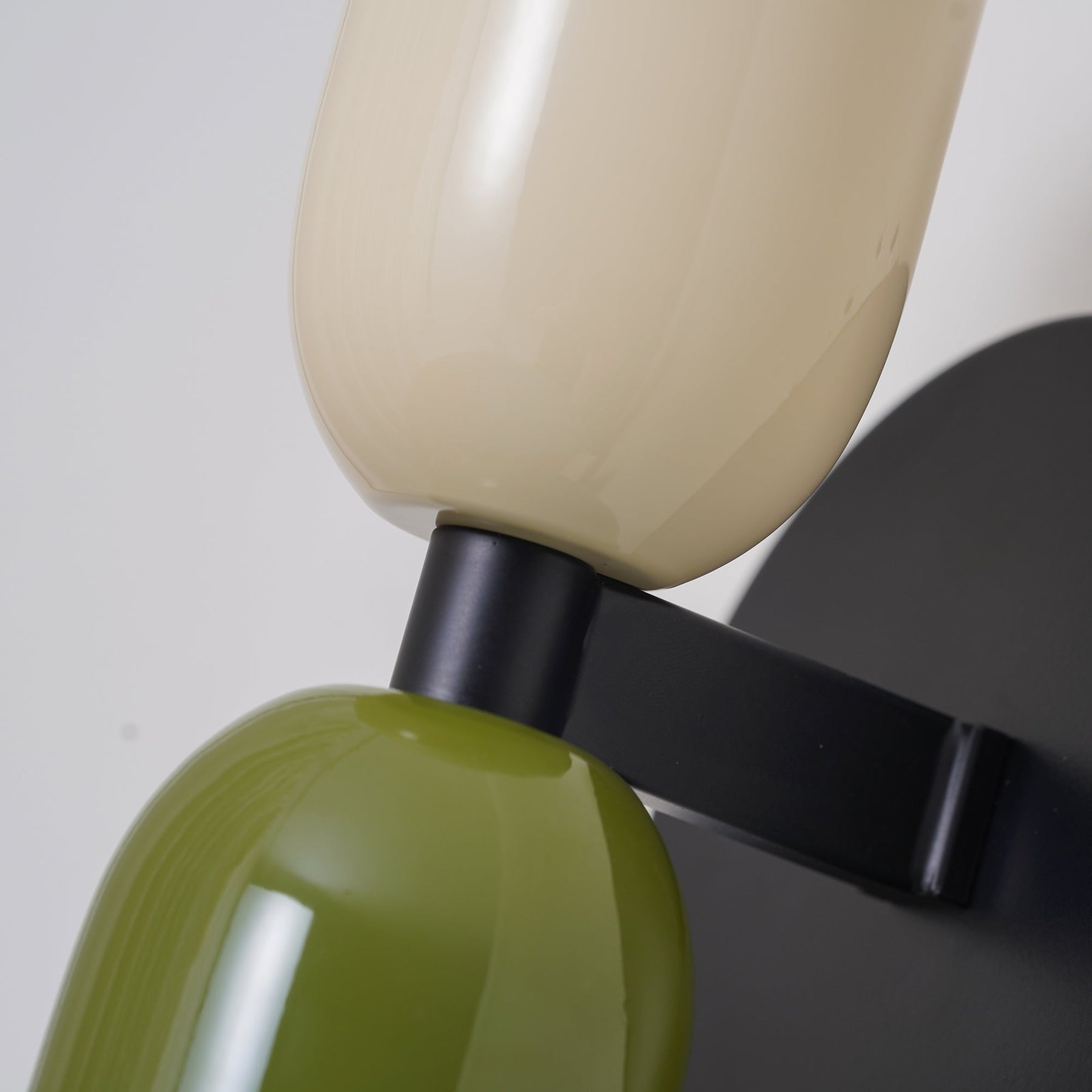Moderne Korte Dubbele Hoofd Wandlamp voor Homestay met Verstelbare Koppen en Minimalistisch Design