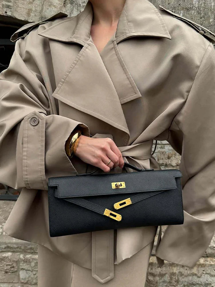 Vintage Dames Korte Trenchcoat met Omgeslagen Kraag en Schoudervullingen - Chic Damesjas