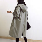 W&W | Modieuze lange trenchcoat voor dames, seizoenswissel 2023 7