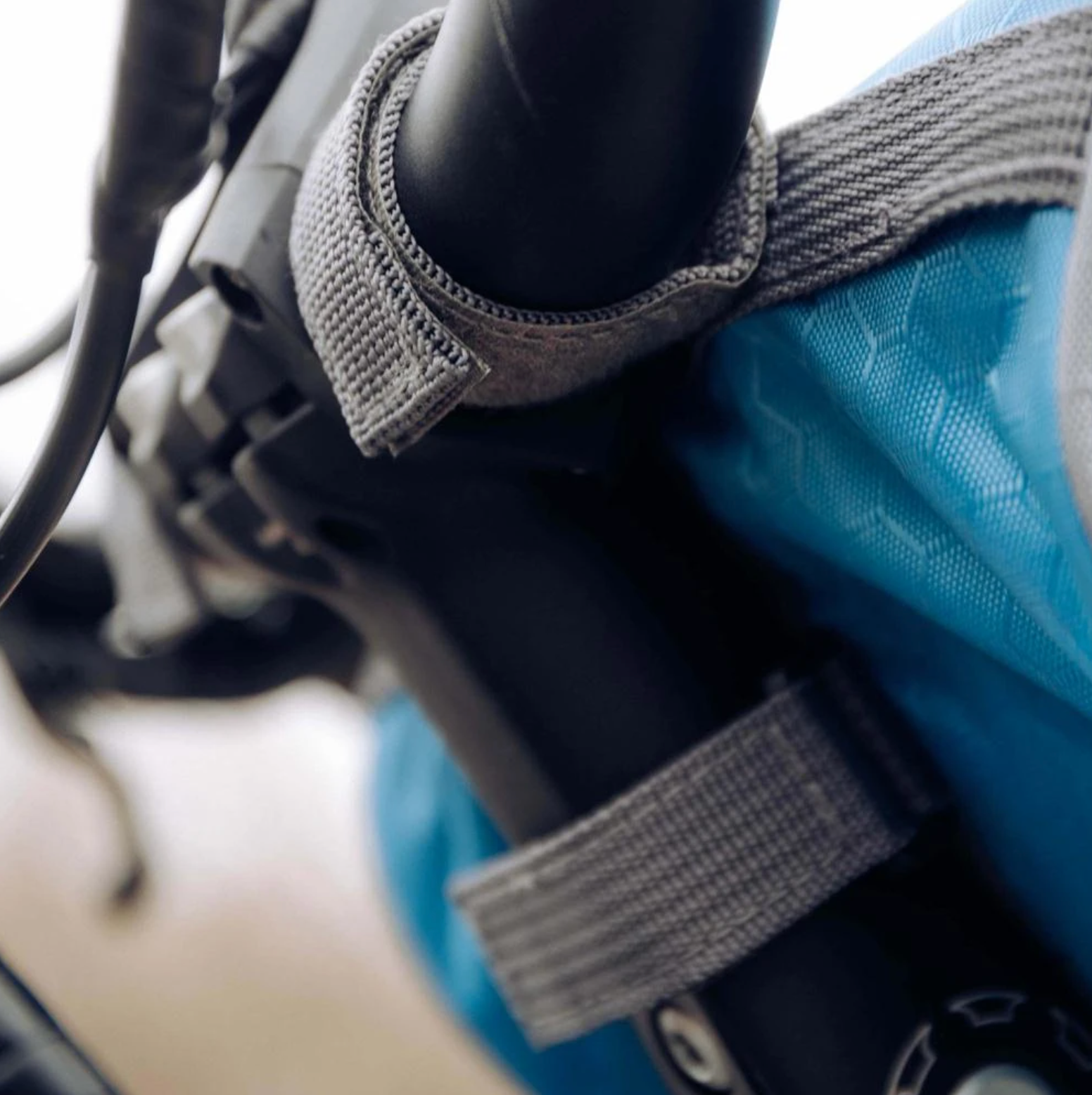 Waterdichte Fietstas met Touchscreen - Veilig en Multifunctioneel voor Elke Fiets 4