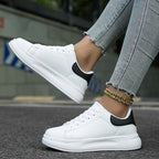 Witte Dames Sneakers van Faux Leer – Minimalistisch en Comfortabel 1