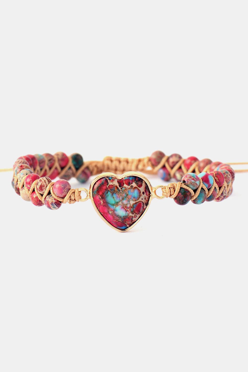 Charmante hartvormige armband met natuurlijke steenaccenten
