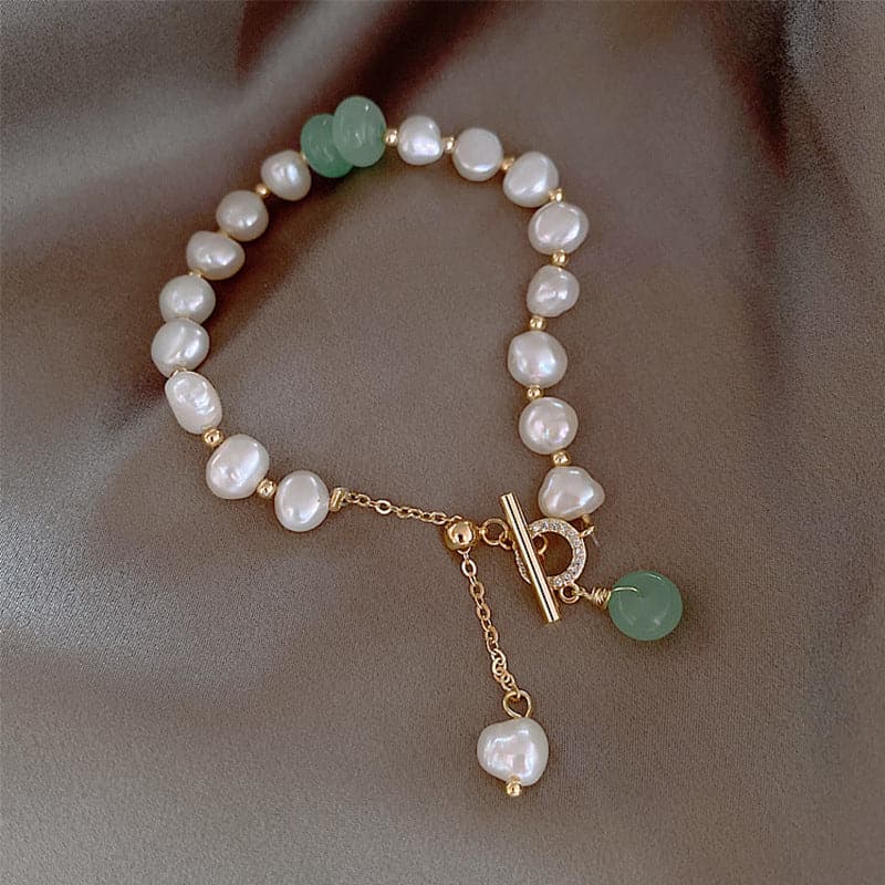 Elegante parel groene stenen charm armband
