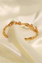 Elegante open cuff armband met synthetische parel