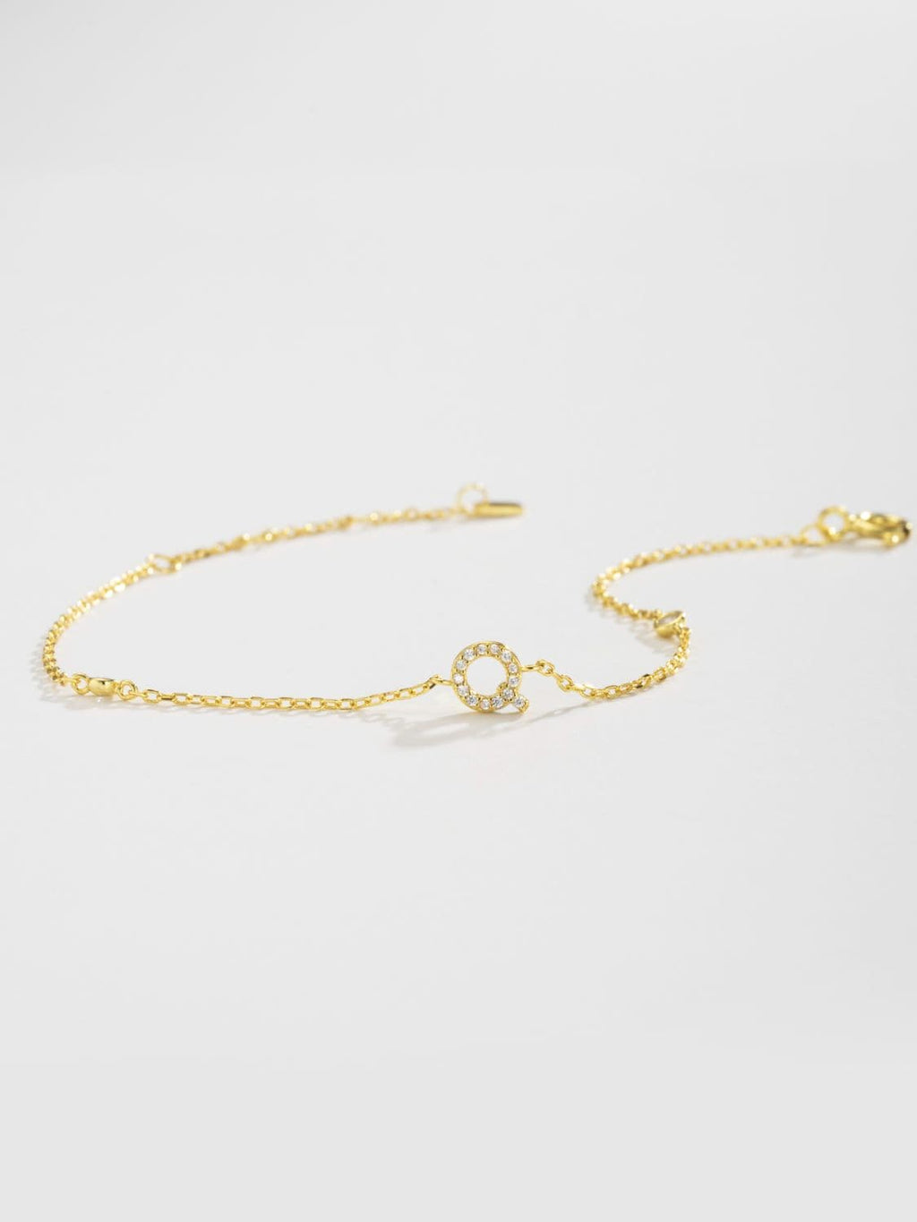 Elegante zirconium en sterling zilveren armband met gouden accenten