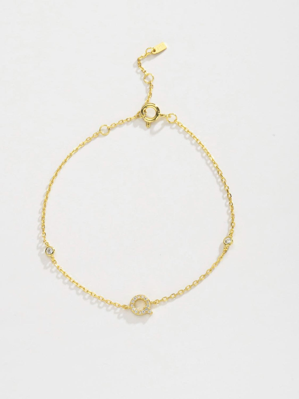Elegante zirconium en sterling zilveren armband met gouden accenten