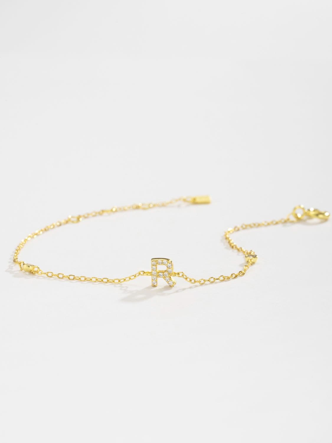 Elegante zirconium en sterling zilveren armband met gouden accenten