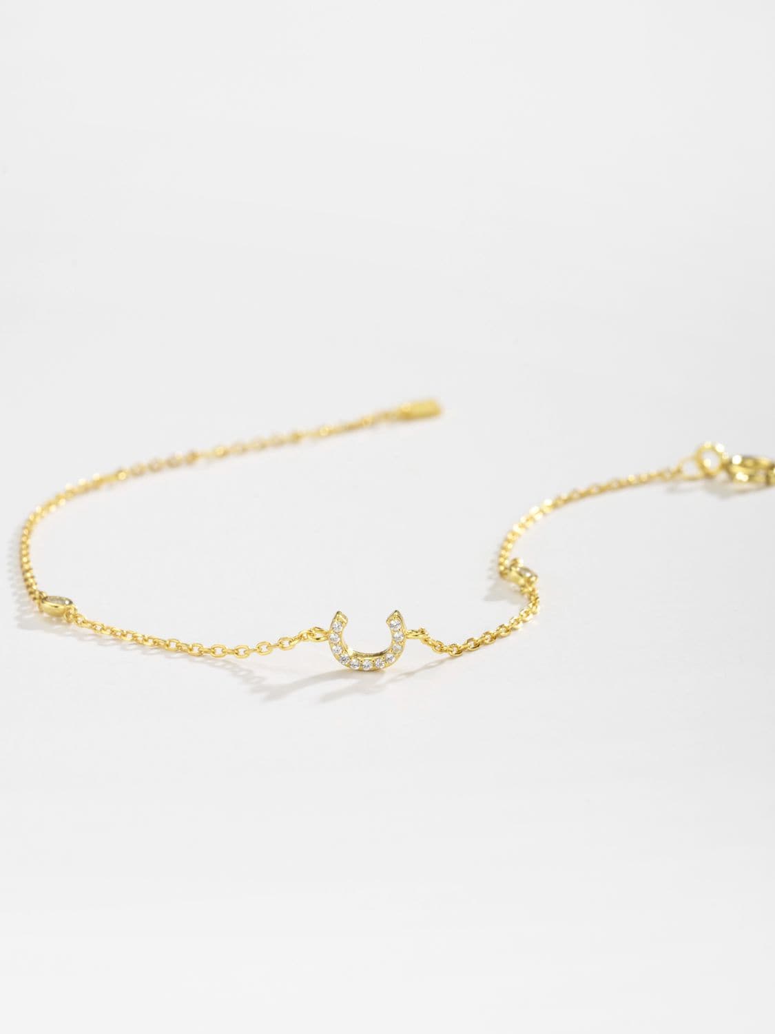 Zircon alfabet bedelarmband in 925 sterling zilver