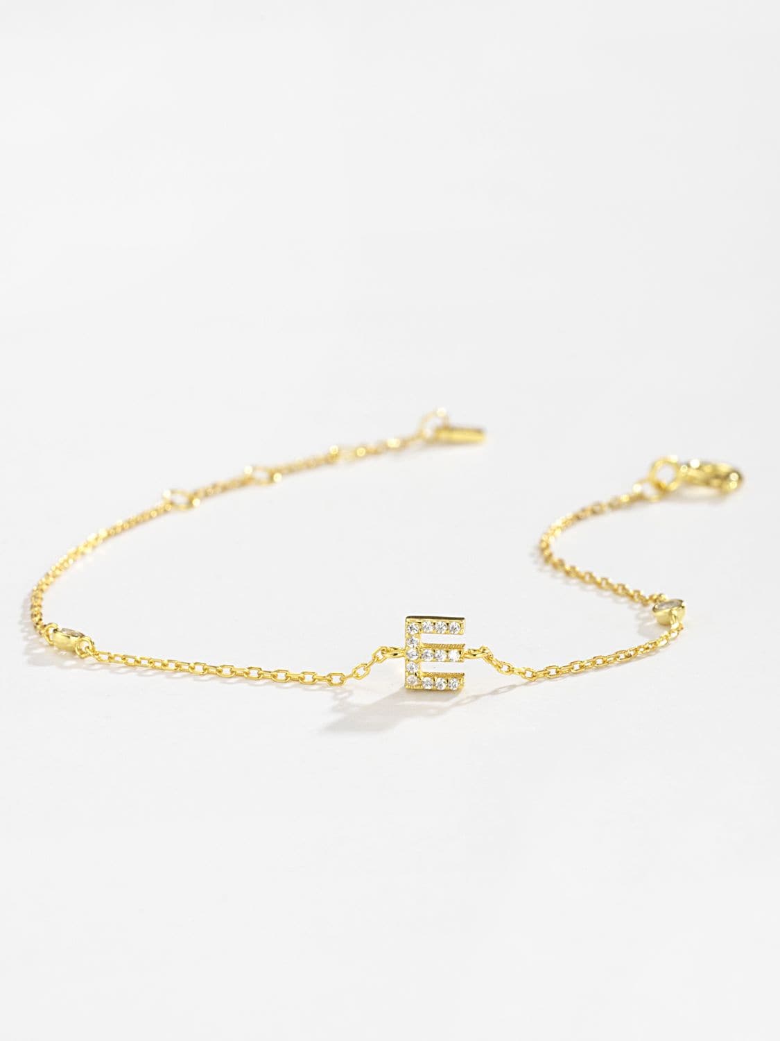Zircon alfabet bedelarmband in 925 sterling zilver