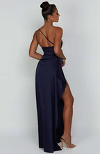 Jurk Satijnen One Shoulder Met Hoge Split En Drapeering