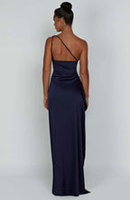 Jurk Satijnen One Shoulder Met Hoge Split En Drapeering
