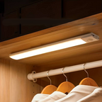EasyStick Motion Light - bevestigbare lamp voor kledingkast en kasten, keuken en omgeving