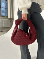 Gevlochten Knoop Nepleer Medium Tas Met Handvat Voor Elegant en Modern Gebruik
