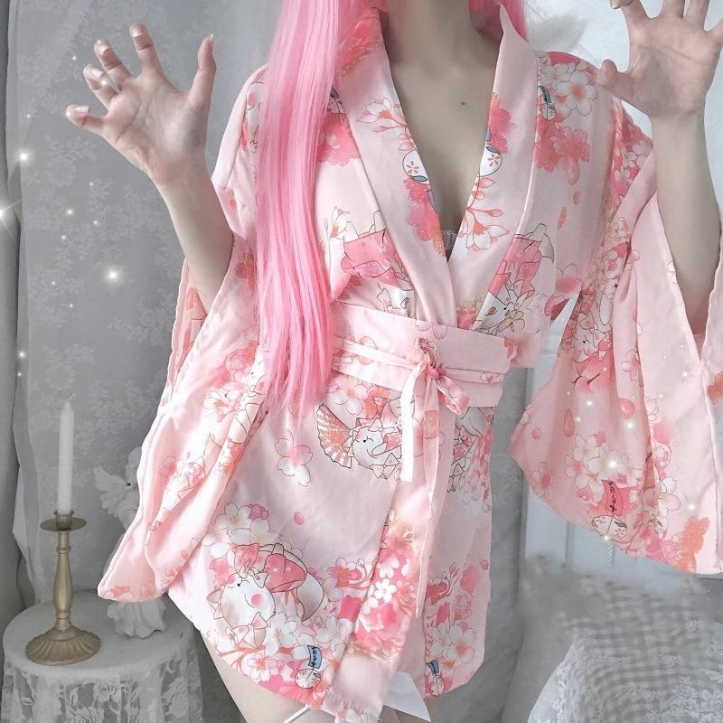 Kimono met kersenbloesem