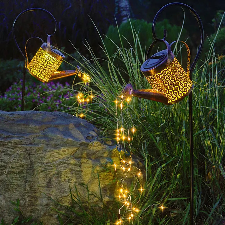 EnchantaCan - Zonne-energie Watering Can met Mystieke Gloed