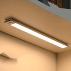 EasyStick Motion Light - bevestigbare lamp voor kledingkast en kasten, keuken en omgeving