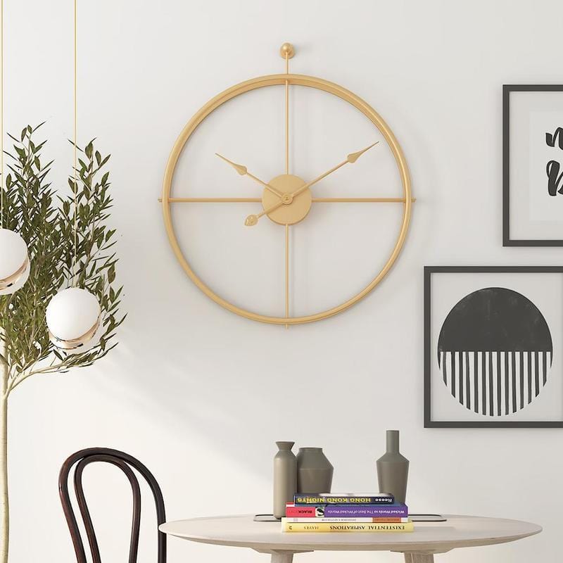 Gouden Scarlett Minimalistische Wandklok voor Modern Interieur