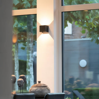 LumiSensor I Waterdichte Wandlamp met Verstelbare Stralingshoek – Zwart/wit