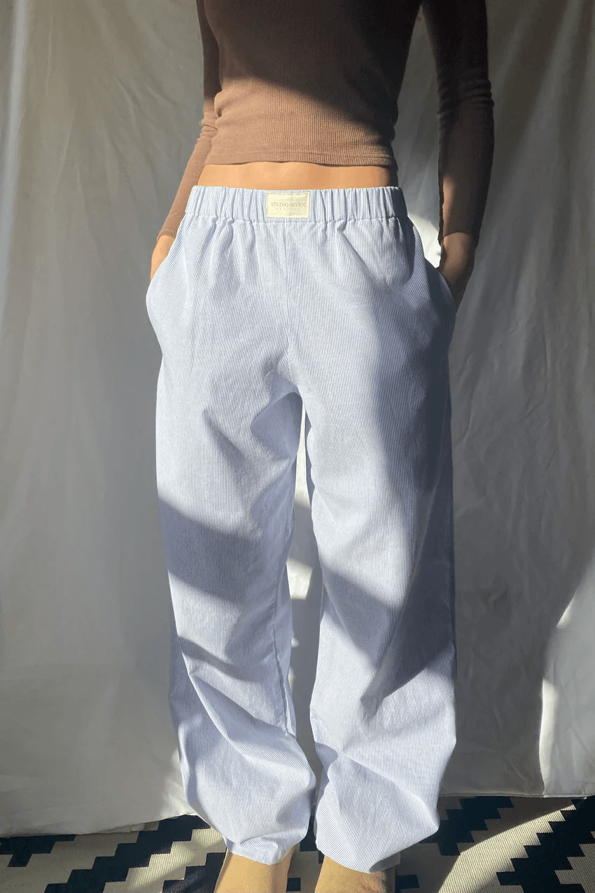 Dames Loungebroek Met Relaxed Fit En Elastische Tailleband Van Zacht En Lichtgewicht Materiaal Voor Comfortabele Ontspanning Thuis