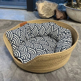 Lovely - Rattan Huisdierbed - Handgemaakt en Duurzaam - Comfortabel voor Elk Seizoen met Elegante Afwerking Bed Met Kussen / 45cmx45cm